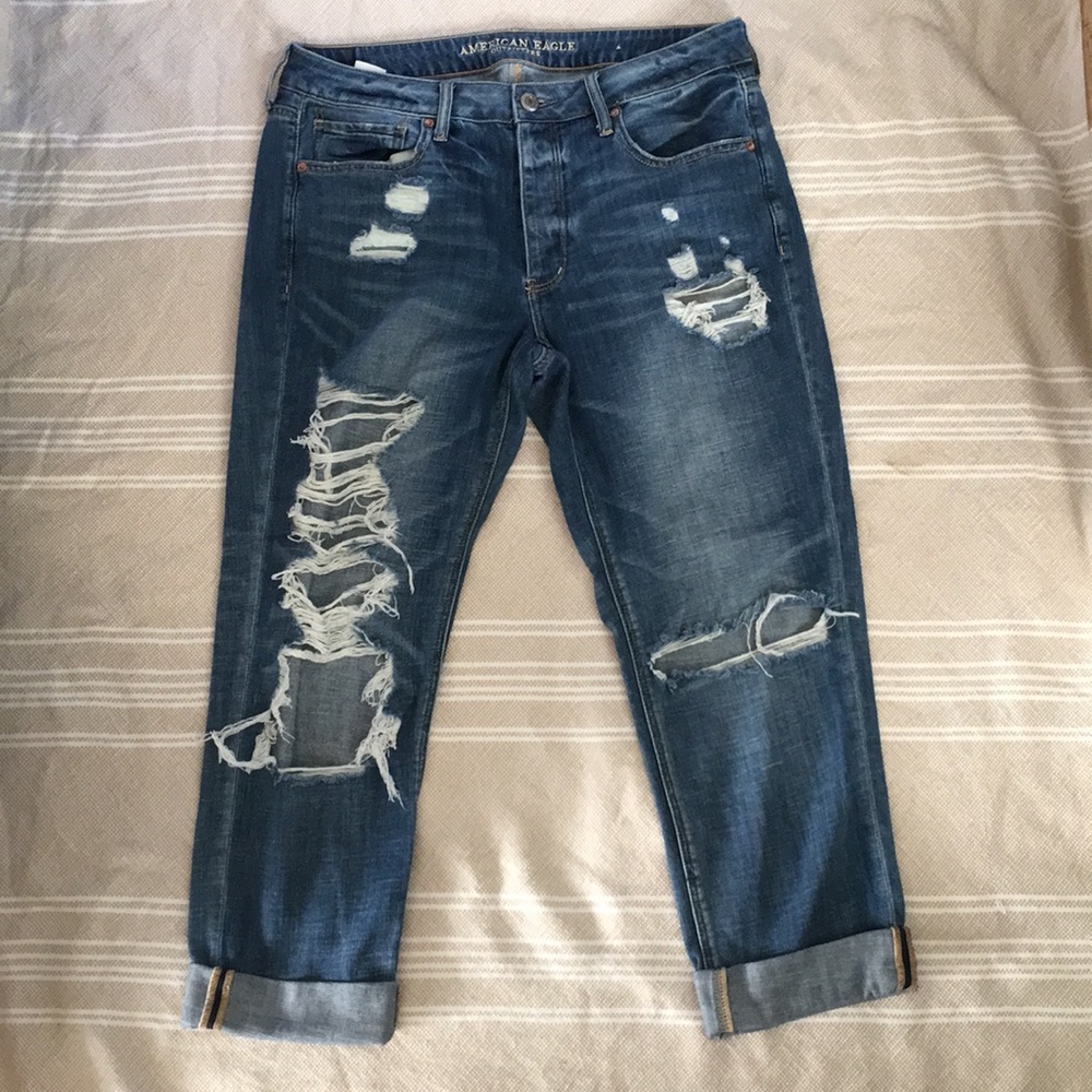 American Eagle Tomgirl style jeans